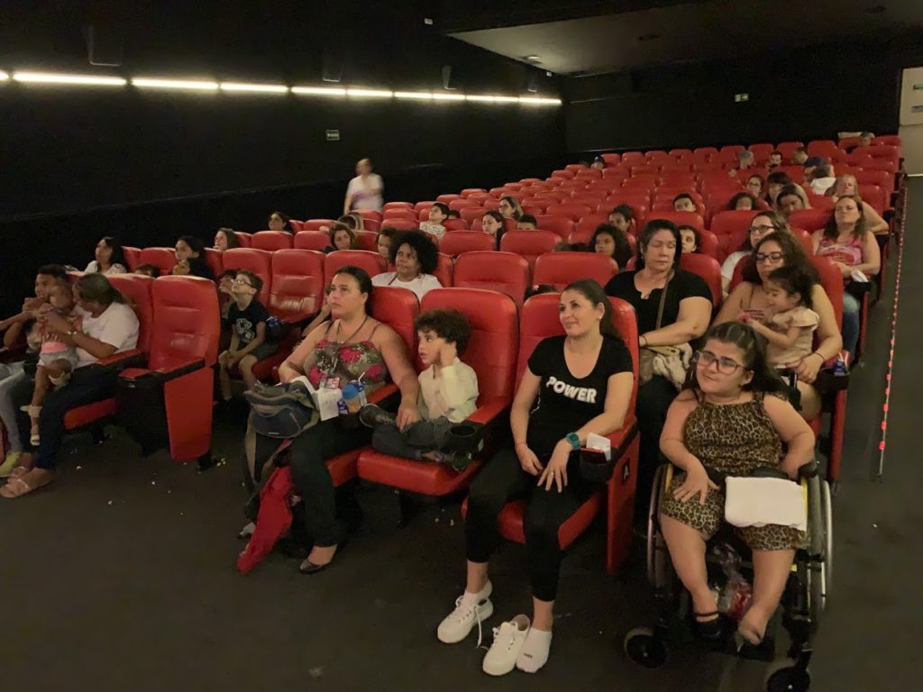 Único vereador da ZL que defende autistas faz sessão de cinema adaptada com Belas Artes
